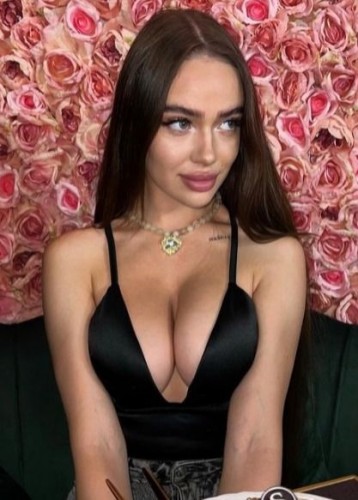 Ника, Г. Хрустальный